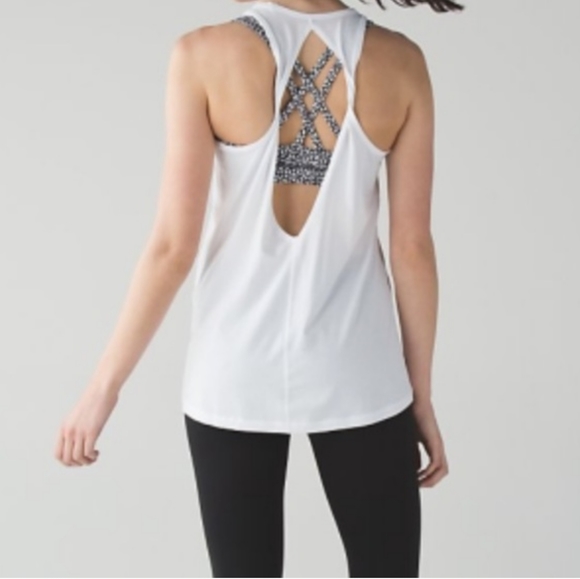 lululemon athletica Tops - Lululemon Trapaze Twist Tank Top